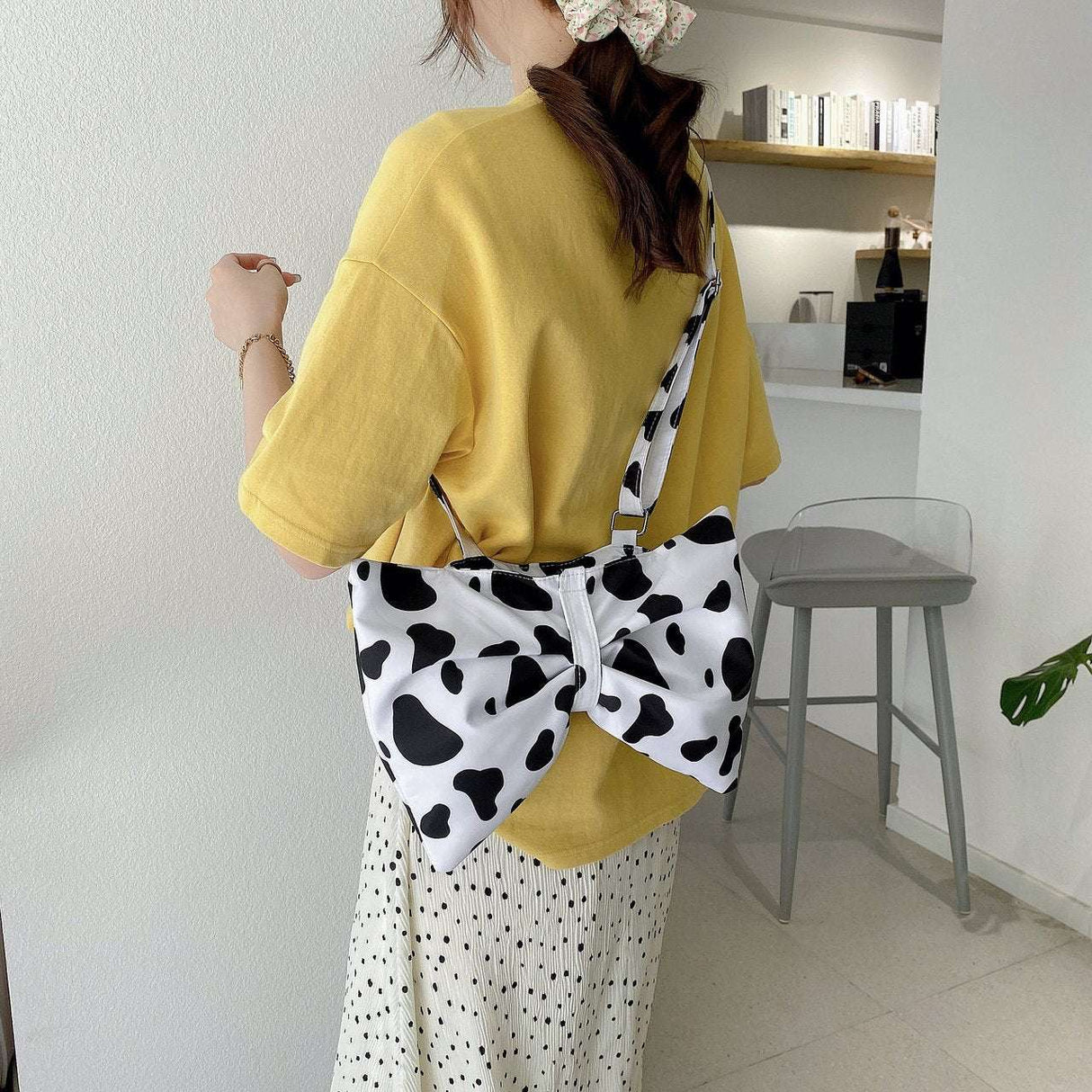 Fashion Large Bow Shoulder Bag With Cute Cow Print For Girls
