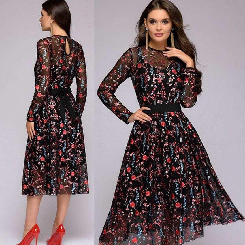 Women’s cocktail/Prom Ball Dress