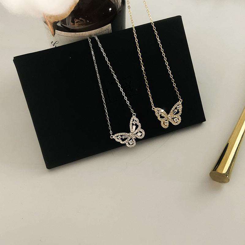 Elegant Hollow Butterfly Pendant Necklace