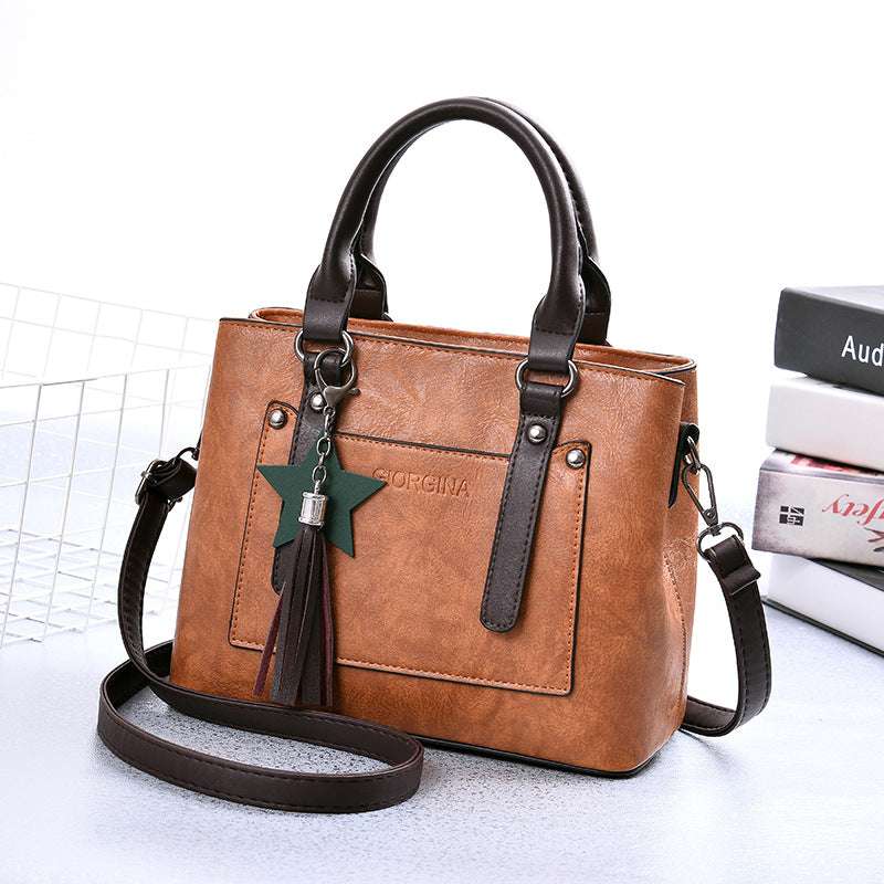 Elegant and Simple Ladies Handbag for Casual and Stylish Occasions