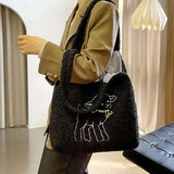 Elegant Winter Shoulder Bag for Stylish Women's Shopping