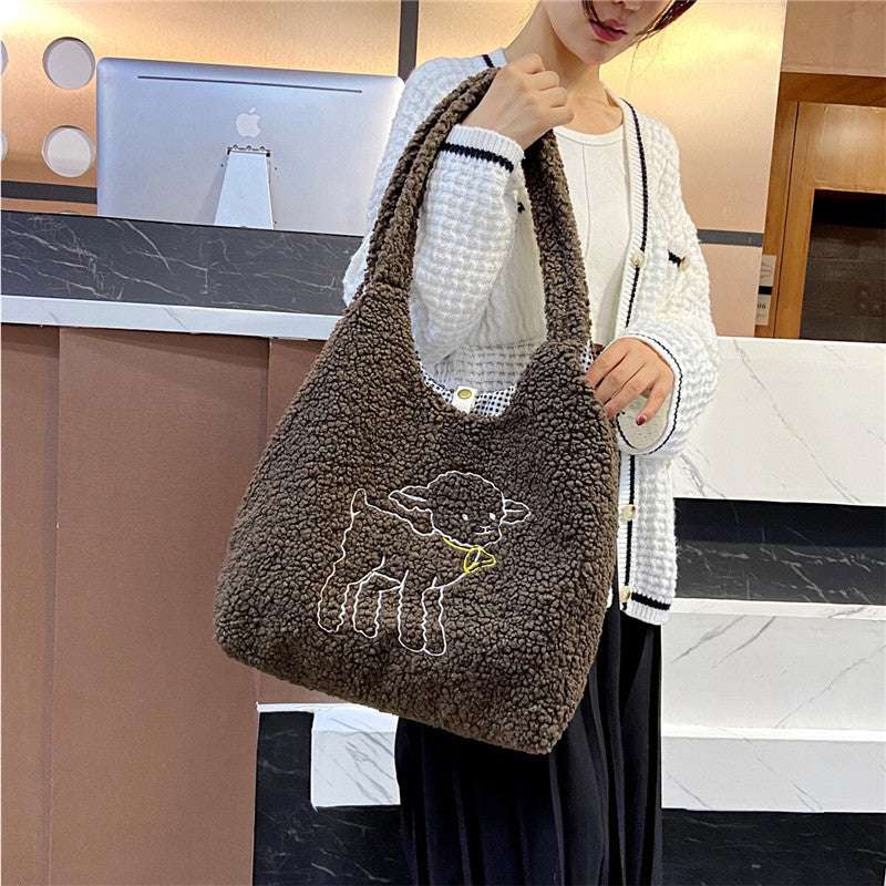 Elegant Winter Shoulder Bag for Stylish Women's Shopping