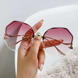 Fashionable UV Protection Sunglasses