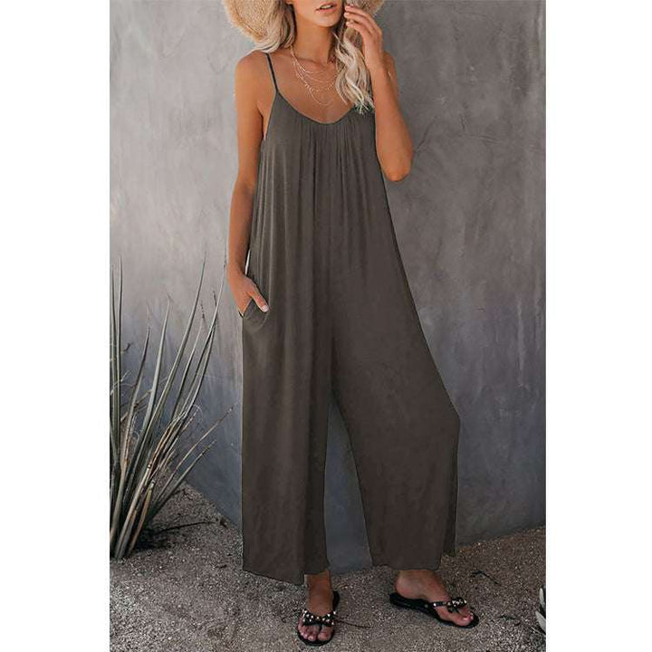 Loose Fitting Sleeveless Jumpsuit With Pockets