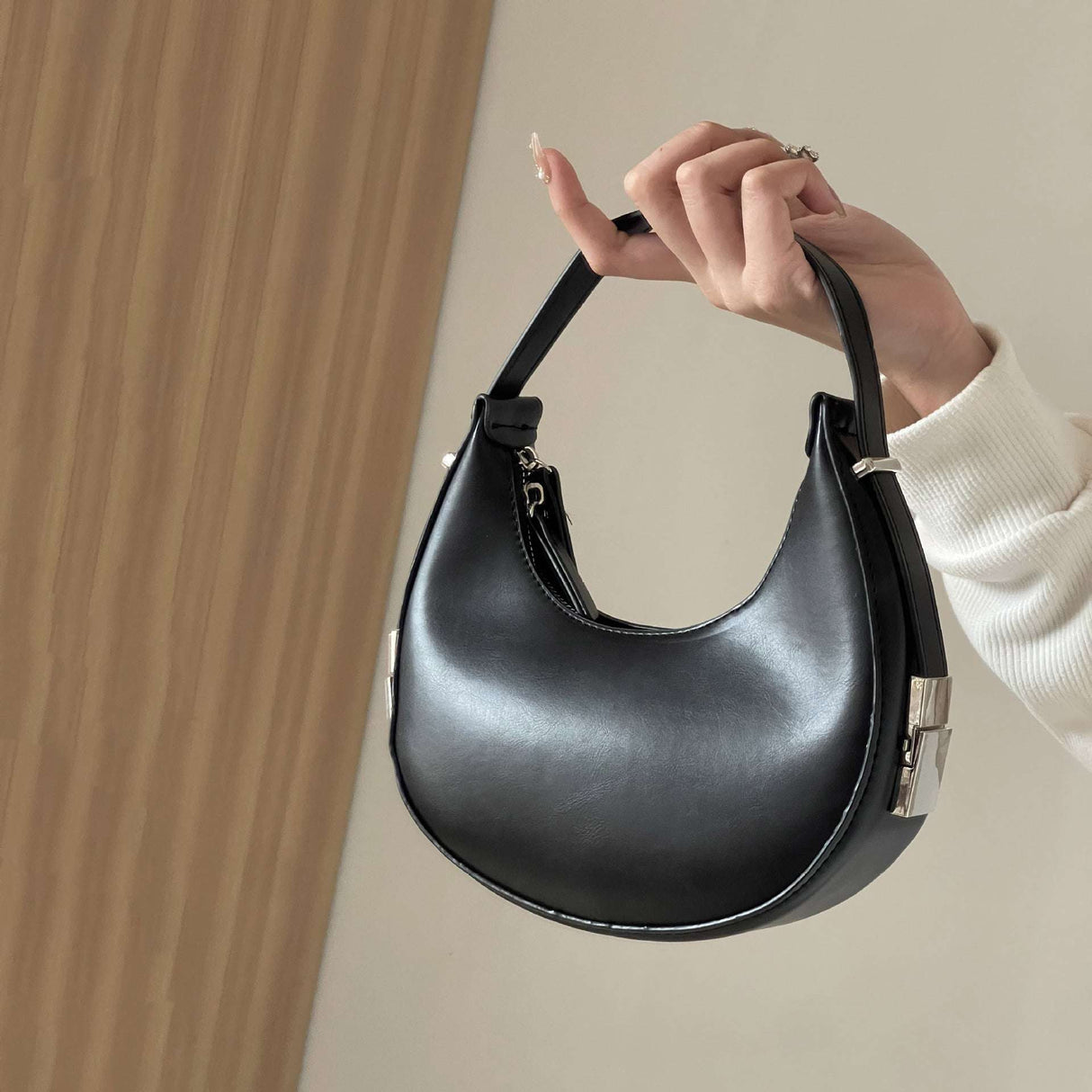 Versatile Crescent-Shaped Shoulder Handbag with Twist Lock