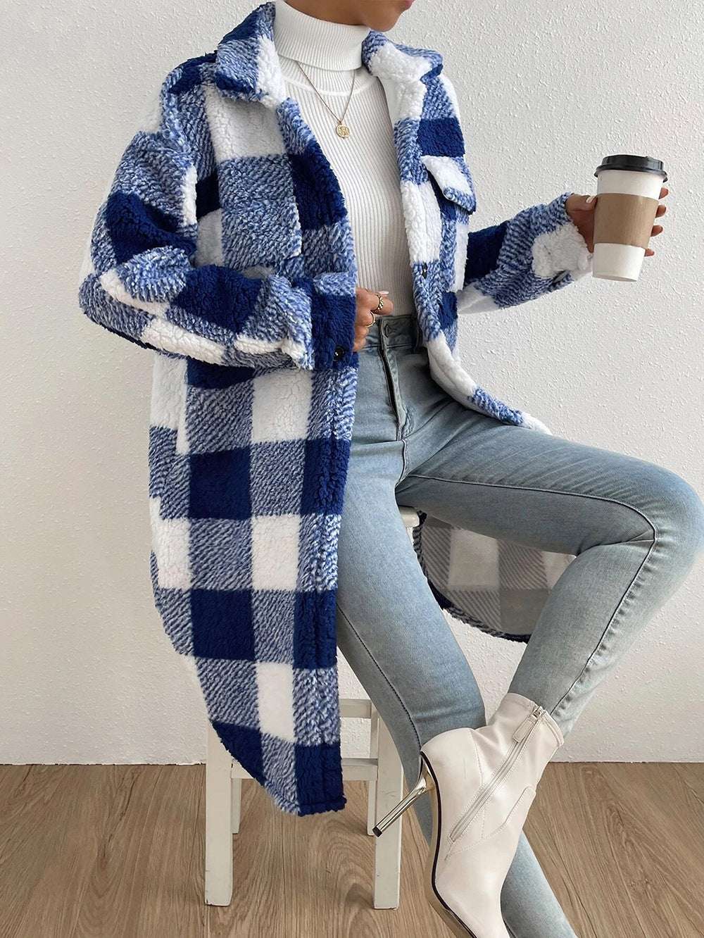 Women's Oversized Checkered Long Coat for Comfy Commuting