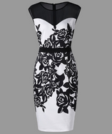 Women’s sleeveless Dress